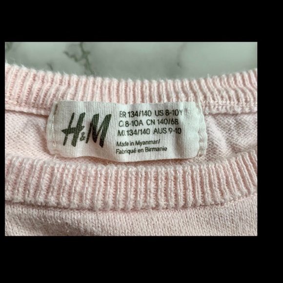 H&M Kids Christmas is Magical Sweater SIZE US 8-10Y - Picture 3 of 3